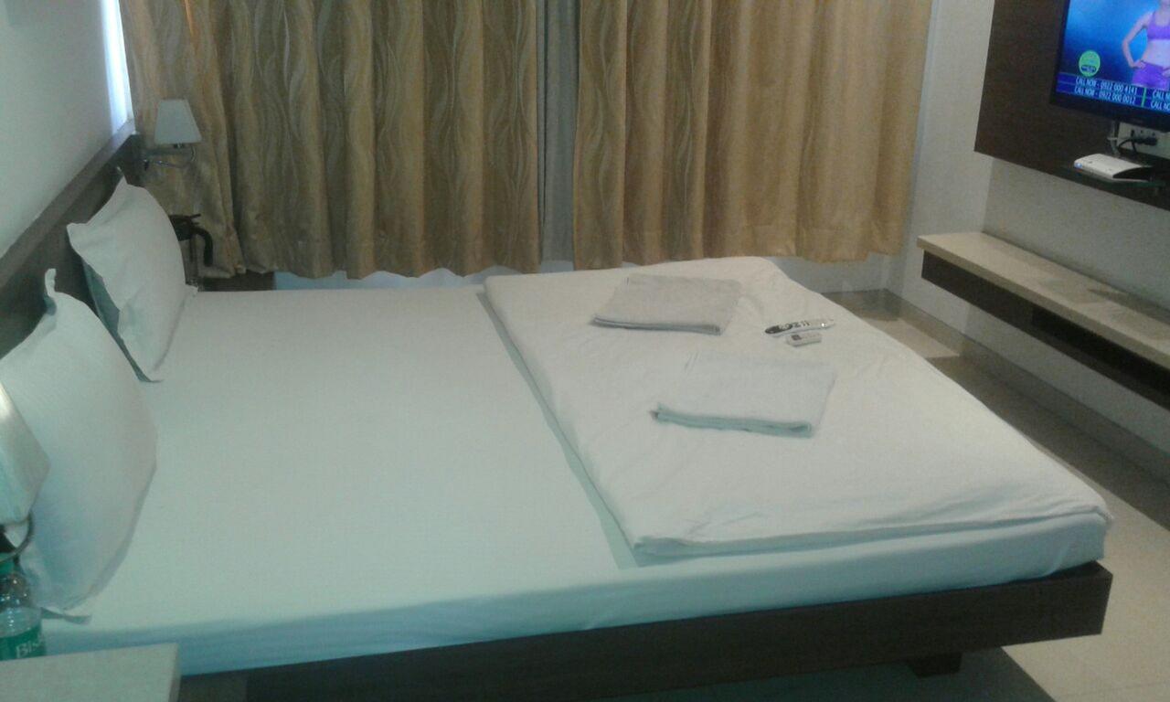 Sai Saya-Nashik Road Otel Dış mekan fotoğraf