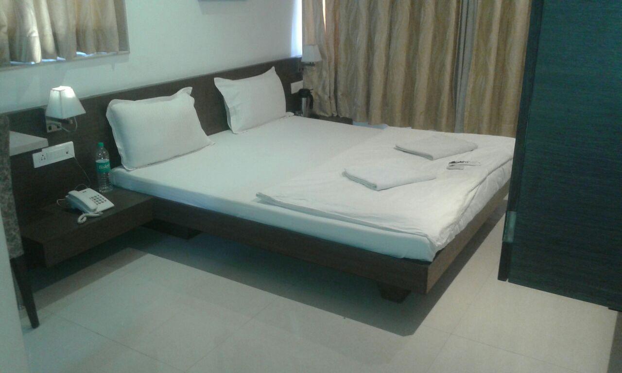 Sai Saya-Nashik Road Otel Dış mekan fotoğraf